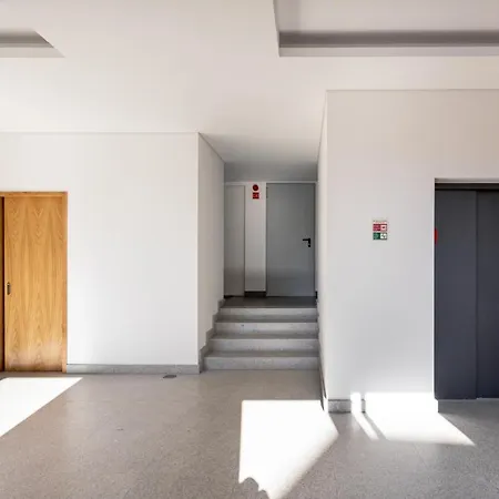 Joivy Bright Flat, Quiet Area * Porto